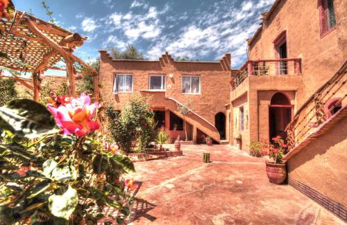 Bou Tharar Hotel | Jardin de la source