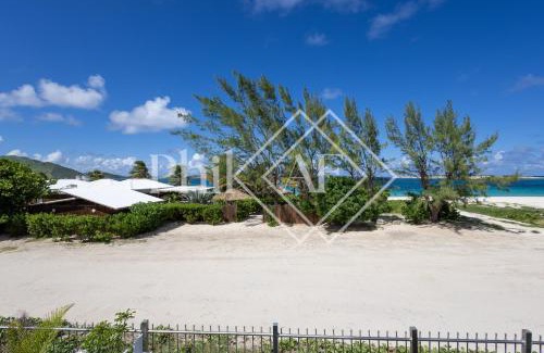 Bellevue Apartamento | 5 bed-rooms Beach-front Duplex of 189 m2 at Orient Beach
