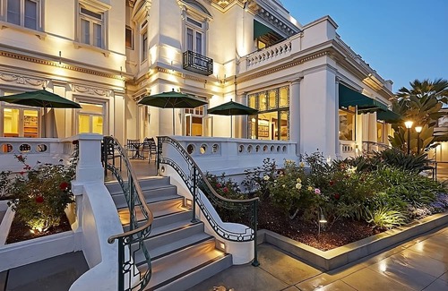 Coronado Casa | Always a Great Idea To Unwind! Beach Access, Heated Pool, Private Parking!