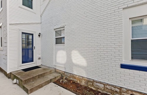 Lexington Apartamento | This apartment is a 2 bedroom(s), 2 bathrooms, located in Lexington, KY.