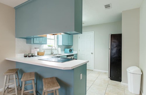 Valdosta Casa | Charming Bungalow- Sleeps 8, Close to Moody AFB/Freedom Park & Pet Friendly!