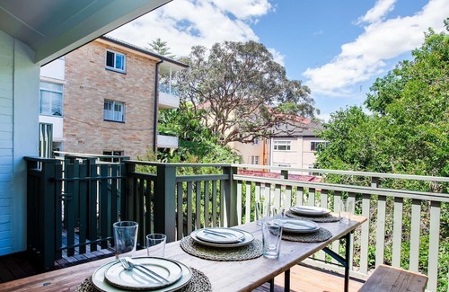 Bondi Beach Apartamento | Bondi Sands is a restful and minimal 2-bed apartment, minutes from the iconic beach