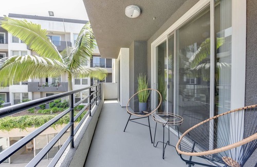 Marina del Rey Condominio | Nautical 2 Bdrm with Ocean Views
