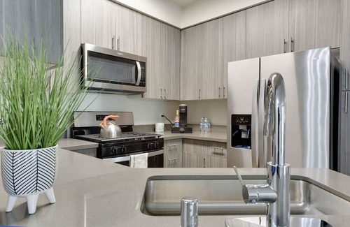 Marina del Rey Condominio | Nautical 2 Bdrm with Ocean Views