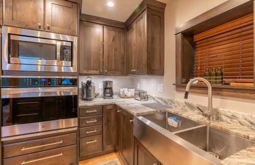 Saranac Lake Casa | Hummingbird Lodge- Lake Views