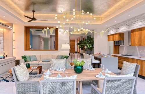 Puerto Vallarta Complejo | ESTATES 2BR 3BA. 3500 SqFt: Luxury. Butler; Exclusive; Be Pampered & Spoiled