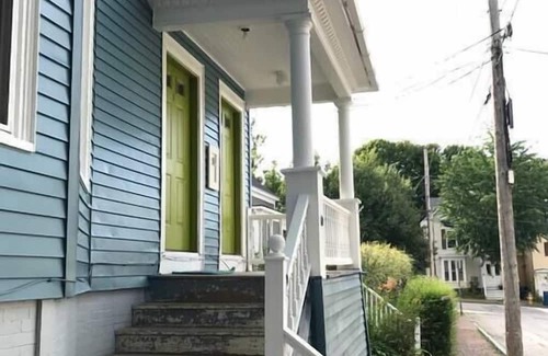 Munjoy Hill Apartamento | Petit Pad Atop Munjoy Hill+Steps to Eastern Prom!