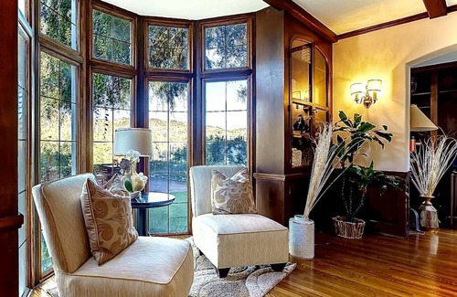 North Arroyo Casa | Famosa villa de cuenco de rosas en el área L.A