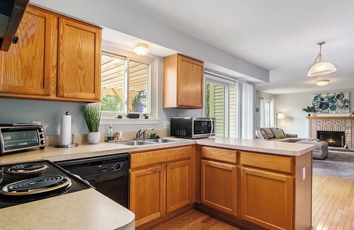 Ann Arbor Casa | Michigan's 1-3Mi Steals the Spotlight at Ann Arbor's Iconic 'Big House