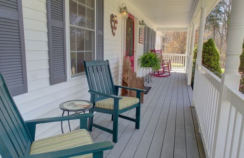 Preston Casa | Perfect home for adventure! 2mi to Foxwoods, 15 min to Mystic, tour CT WineTrail