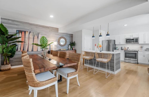 Virginia Beach Apartamento | The Mayflower - Luxury Beachside Penthouse #1603