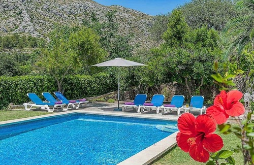 Pollensa Villa | Beautifully Restored Country Farmhouse, Private Pool, Superb Views, 5 minutes from Cala San Vicente!
