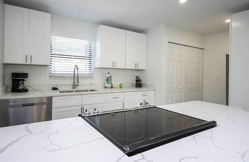 Sanibel Casa | Blind Pass E103 - over 1500 sq ft ~ 8 person occupancy