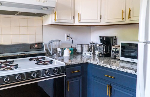 Lexington Casa | Hartland's Hideaway!