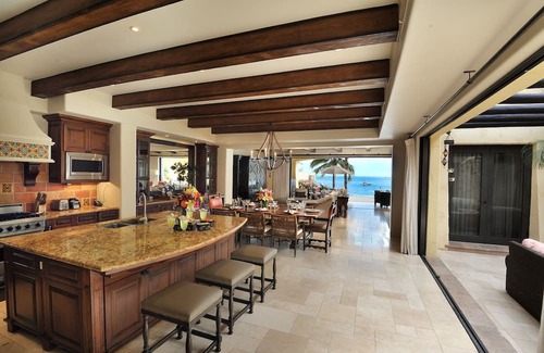 El Médano Ejidal Villa | Hacienda Resort & Beach Club, Elegant 4 Bedroom on Beachfront