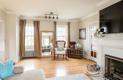 Yellow Springs Casa | TOP Yellow Springs BnB+ Pet Friendly