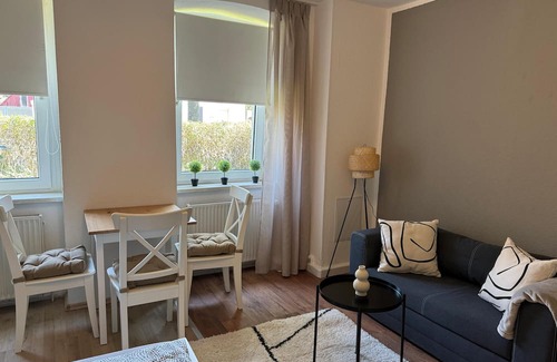 Ortslage Trotha Apartamento | Simple apartment "Hannes" in Halle including parking space