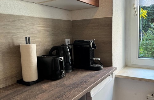 Ortslage Trotha Apartamento | Simple apartment "Hannes" in Halle including parking space
