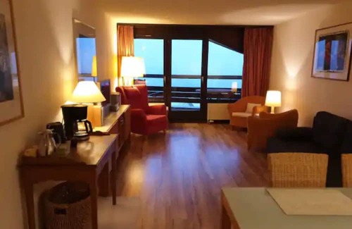 Beatenberg Apartamento | Apartment in the hotel with a view of the mountains and lake!