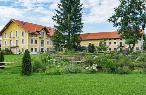 Dorfen Casa | Apartment in Dorfen with barbecue and Wi-Fi