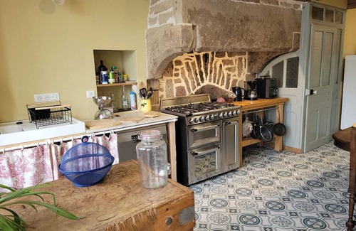 Monthureux-sur-Saone Casa | 6-bedroom house for up to 15 people