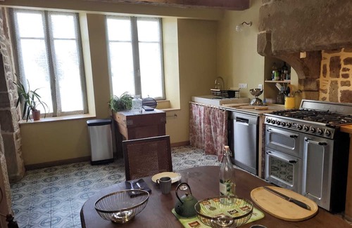 Monthureux-sur-Saone Casa | 6-bedroom house for up to 15 people