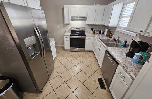 Paducah Casa | Clean, quiet & comfortable, 3 bed 2 bath pet friendly Paducah home near winery.