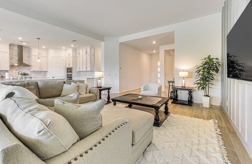 Avondale Casa | Getaway w/ Fenced Yard: 4 Mi to Phoenix Raceway