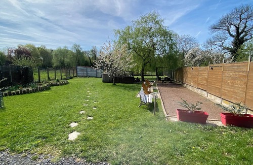 Saint-Amand-les-Eaux Apartamento | First floor studio 2.5kms from Saint Amand les Eaux town center