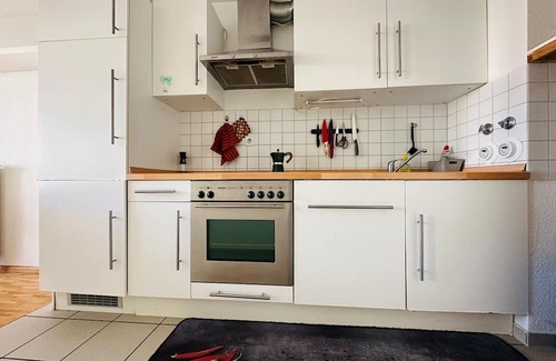 Bruhl-Guterbahnhof Condominio | Fantastic apartment with small terrace in the heart of Freiburg
