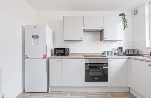 Cribbs Causeway Apartamento | Esmerelda | Sleeps 8 | Contractors | Free Parking