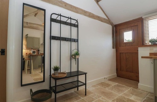 Ross-on-Wye Cabaña | THE OLD CART SHED, romantic, character holiday cottage in Gorsley