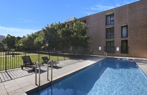 Randwick Apartamento | Sunlit & Peaceful Contemporary Apartment