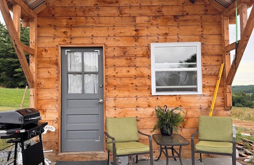 Willsboro Cabina | Rustic ADK cabin off grid with electric option
