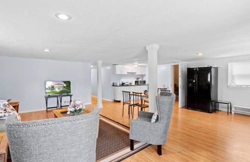Lansing Casa | Serene Home on Grand River