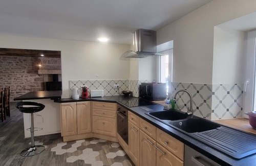 Fye Casa | French village house,less than one hour from the Le Mans 24 hour circuit