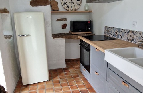 Blaison-Saint-Sulpice Casa | Country house La Berlotte village of Blaison Gohier