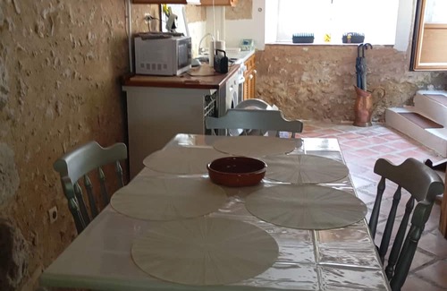 Saint-Aquilin Casa | Magnificent gîte for rent in a quiet location