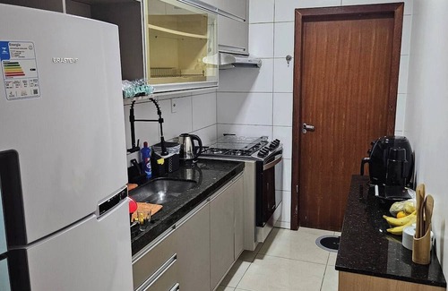 Contagem Apartamento | Apartment 1 km from the beach with air conditioning and garage