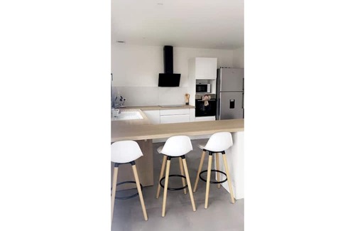 Paroisse Notre-Dame Casa | Pretty single-storey house dole center