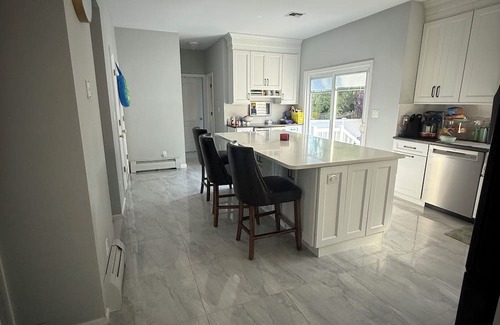 Seaford Casa | Ryder’s Cup Special! Spacious 4-bedrooms in charming Seaford with fitness & pool
