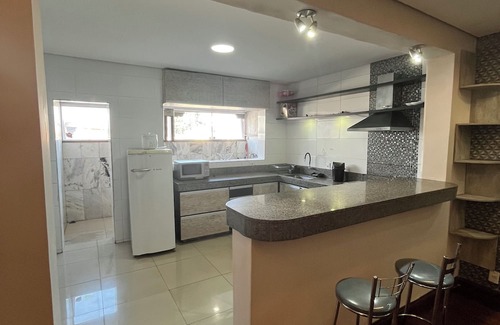 Novo Eldorado Apartamento | Spacious apartment, 3 bedrooms, air conditioning. 6 km from MRV Arena, 4 km from Eldorado Metro Station.