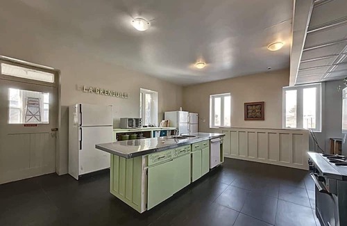 Desbiens Hotel | Maison Zacharie- Auberge complète