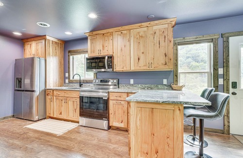 Viola Cabina | Hike, Fish & Relax: Kickapoo River Cabin!