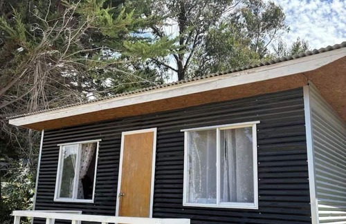 Ancud Cabina | “Descanso en el sur: Cabañita Chilota en Chiloé”