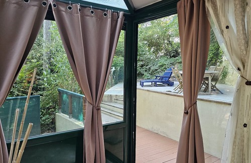 Meulan-en-Yvelines Apartamento | Beautiful loft for 4 with large terrace