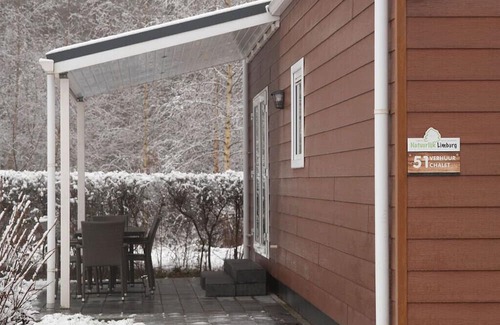 Remersdaal Chalet De Esquí | Camping Natuurlijk Limburg - Chalet 6