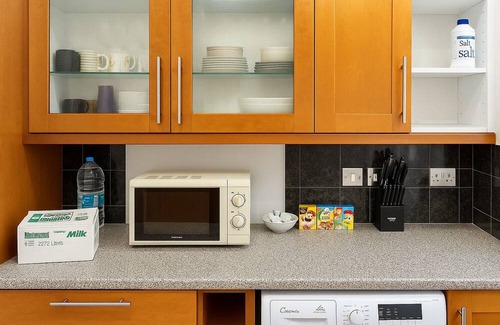 Sittingbourne Casa | Home for Family, Contractors & Tourists!