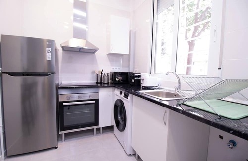 Trinitat Apartamento | Viveros 2 by Concept Flats