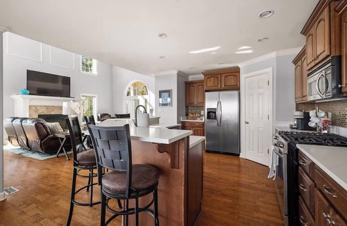 Jeffersonville Casa | River House - OmG Views Minutes to Bourbon Trail